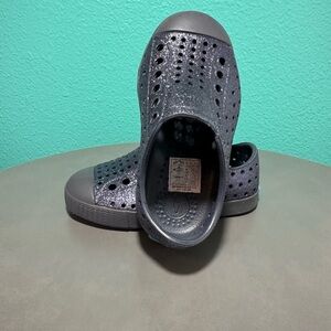 Toddler Native Sparkly Navy size 7 shoes